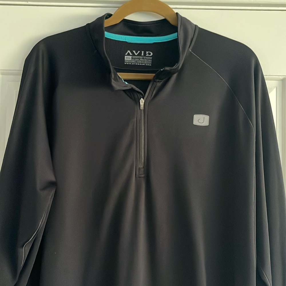 Avid Moisture Wicking 1/4 Zip Mens Performance Shirt